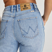 Load image into Gallery viewer, WRANGLER WOMENS HIGH CLAUDIA STRAIGHT JEAN

