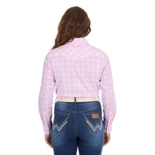 Load image into Gallery viewer, Wrangler Womens Essie Long Sleeve Shirt
