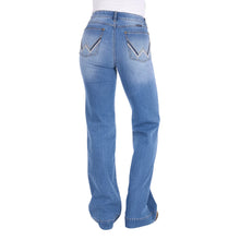 Load image into Gallery viewer, Wrangler Womens Margo Trouser Willow Jeans
