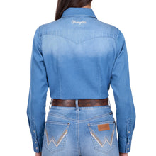 Load image into Gallery viewer, Wrangler Womens Louise Long Sleeve Shirt
