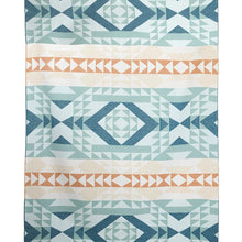 Load image into Gallery viewer, Pure Western Sienna Throw Rug
