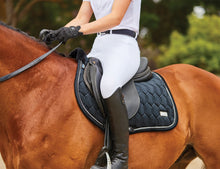 Load image into Gallery viewer, WEATHERBEETA ROYAL VELVETEEN ALL PURPOSE SADDLE PAD
