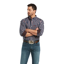 Load image into Gallery viewer, Ariat Mens Vero Classic Long Sleeve Shirt
