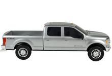Load image into Gallery viewer, Big Country Toys Ford Super Duty F250
