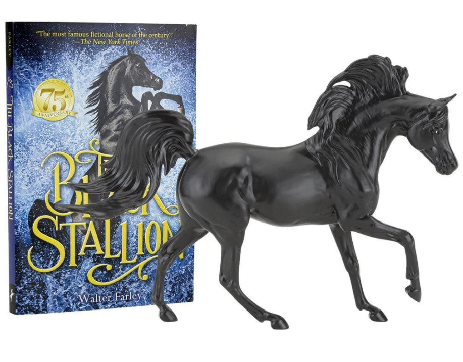 BREYER FREEDOM BLACK STALLION HORSE & BOOK SET