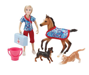 BREYER FREEDOM DAY AT THE VET