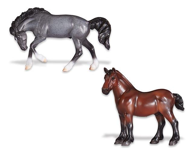 BREYER STABLEMATES MYSTERY FOAL SUPRISE DRAFT AND MUSTANG