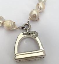 Load image into Gallery viewer, BULLRUSH BAROQUE PEARL GENUINE CULTURED
