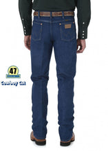 Load image into Gallery viewer, WRANGLER© COWBOY CUT© SLIM FIT JEAN
