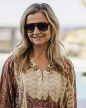 Load image into Gallery viewer, Louenhide Farrah Sunglasses
