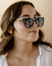 Load image into Gallery viewer, Louenhide Gemma Sunglasses

