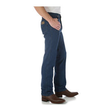 Load image into Gallery viewer, WRANGLER© COWBOY CUT© SLIM FIT JEAN
