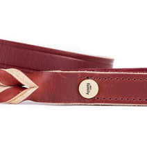 Load image into Gallery viewer, MY FAMILY ASCOT GREASED ITALIAN LEATHER LEASH

