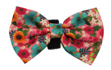 Load image into Gallery viewer, Pablo &amp; Co Floral Edit Bow Tie
