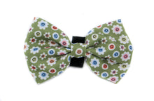 Load image into Gallery viewer, PABLO &amp; CO SMILEY FLOWERS BOW TIE
