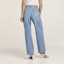 Load image into Gallery viewer, RIDERS BY LEE WOMENS HI WIDE LEG RELAXED JEAN
