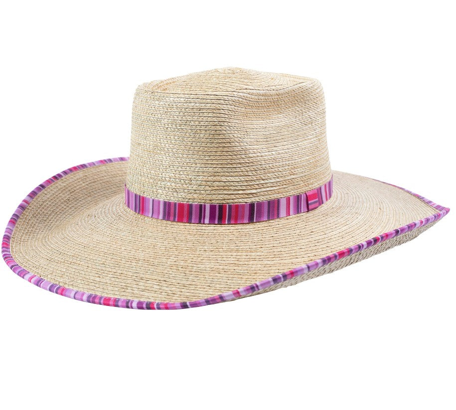 SUNBODY AVA OAK PINK SERAPE HAT