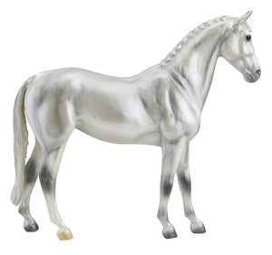 BREYER FREEDOM PEARLY GREY TRAKEHNER