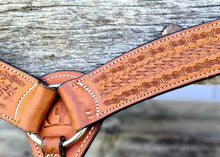 Load image into Gallery viewer, TOPRAIL 666 RANCHER BARBWIRE LEATHER BREASTPLATE
