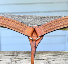 Load image into Gallery viewer, TOPRAIL 666 RANCHER BARBWIRE LEATHER BREASTPLATE
