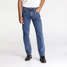 Load image into Gallery viewer, WRANGLER MENS CLASSIC STRAIGHT JEAN
