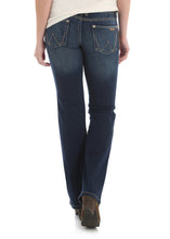 Load image into Gallery viewer, WRANGLER WOMENS MAE RETRO MID RISE BOOT CUT JEANS
